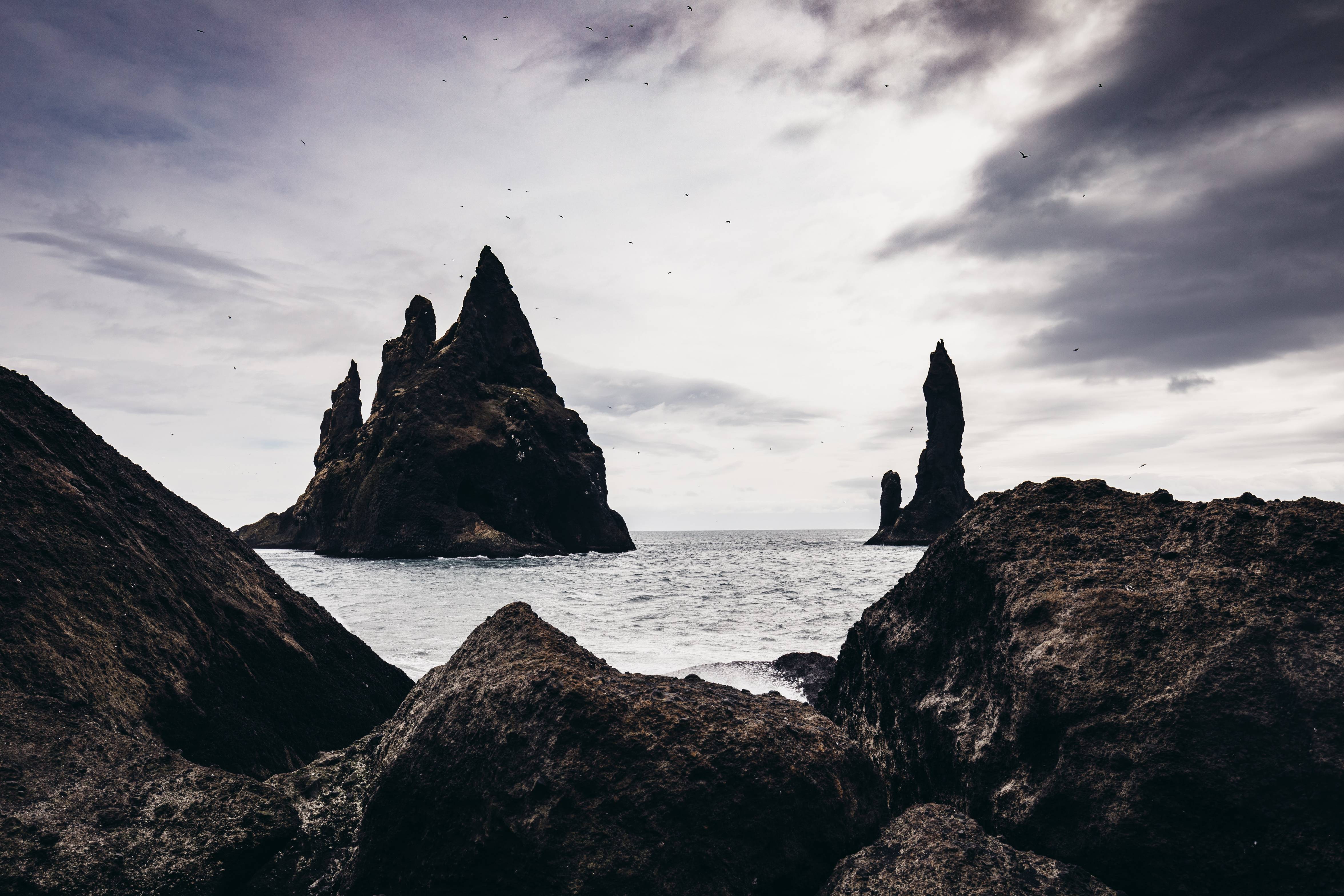 Reynisfjara-black-sand-beach-looking-to-the-ocean-seeing-the-rocky-sea-stacks