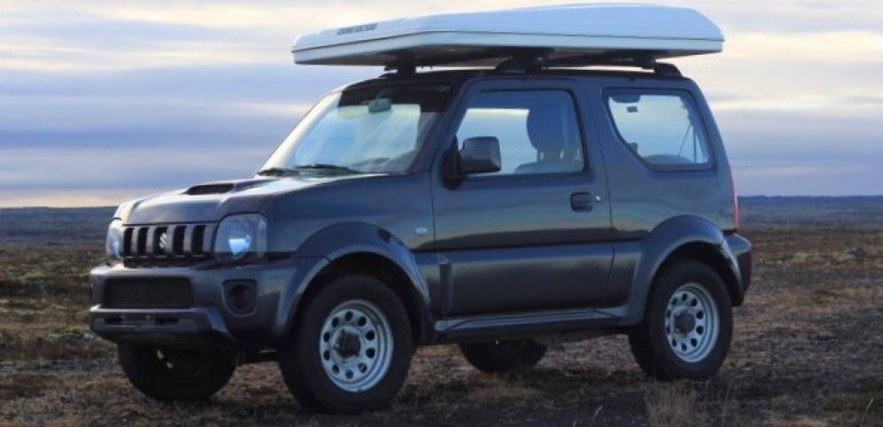 Suzuki Jimny 4x4 avec Tente de Toit pour 2 personnes À Louer