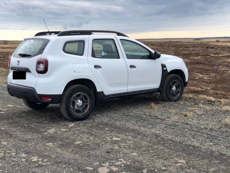 Dacia Duster from the side