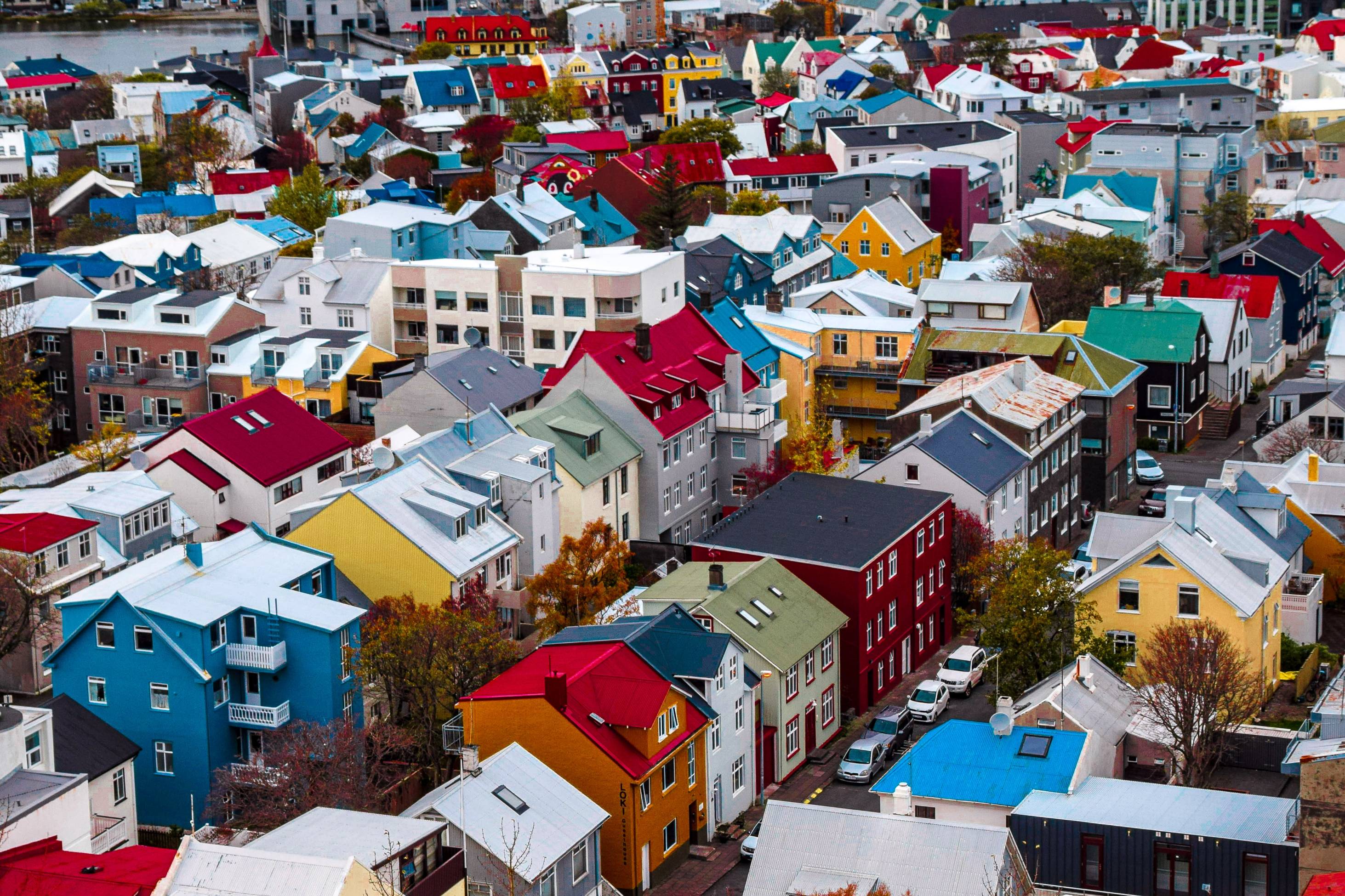 Reykjavik-Iceland-colourful-houses-on-a-summer-day