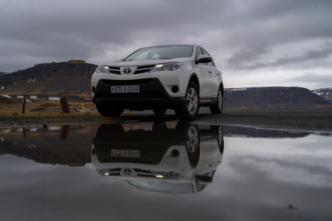 Mieten Sie einen 4x4 Rav4 bei Icerental4x4