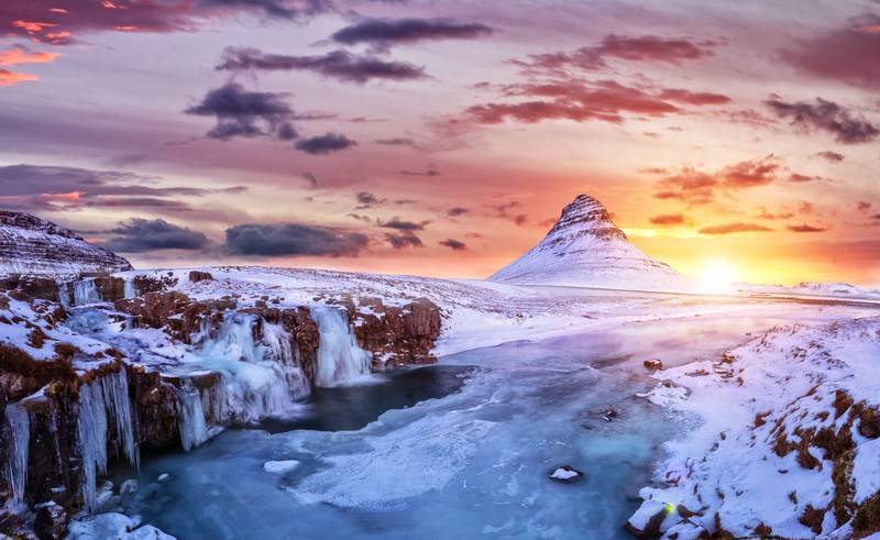 Kirkjufell in the winter